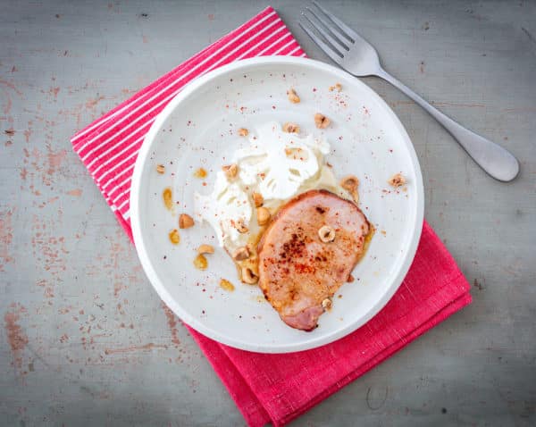 Recette Rôti De Porc Fumé En Tranches Et Sa Crème De Chou Fleur Et Noisettes Grillées